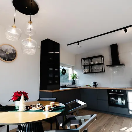 Flora & Sauna Kamienczyk Konwaliowa 8 度假居 *