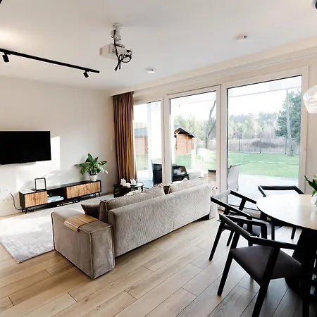 Flora & Sauna Kamienczyk Konwaliowa 8 度假居