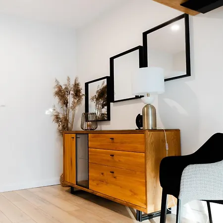 Flora & Sauna Kamienczyk Konwaliowa 8 度假居 *