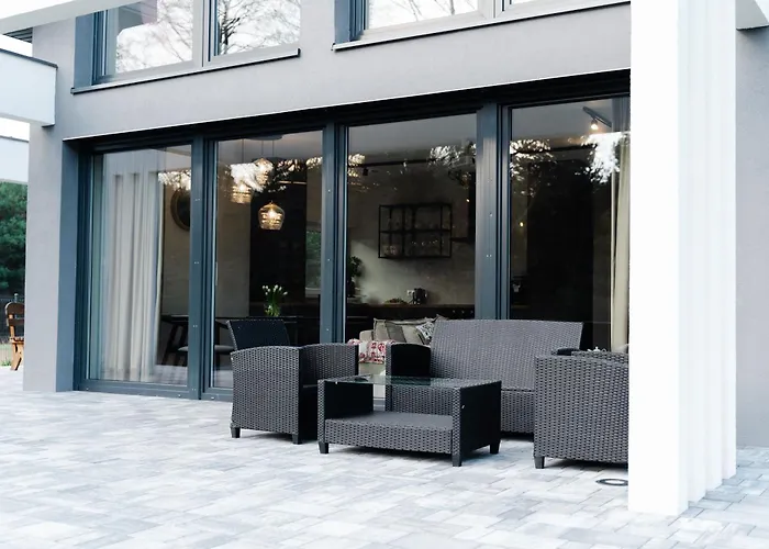 Flora&sauna Kamieńczyk Konwaliowa 8 *